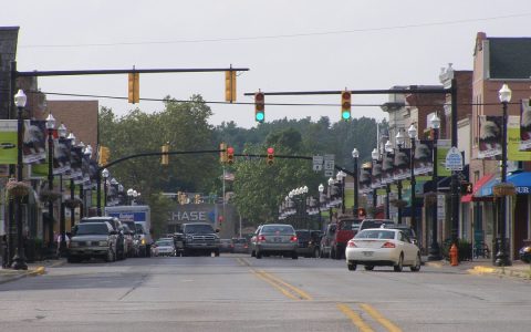 Main Street in downtown Hobart, Indiana, with traffic lights and storefronts