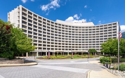 The curved facade of the Washington Hilton hotel